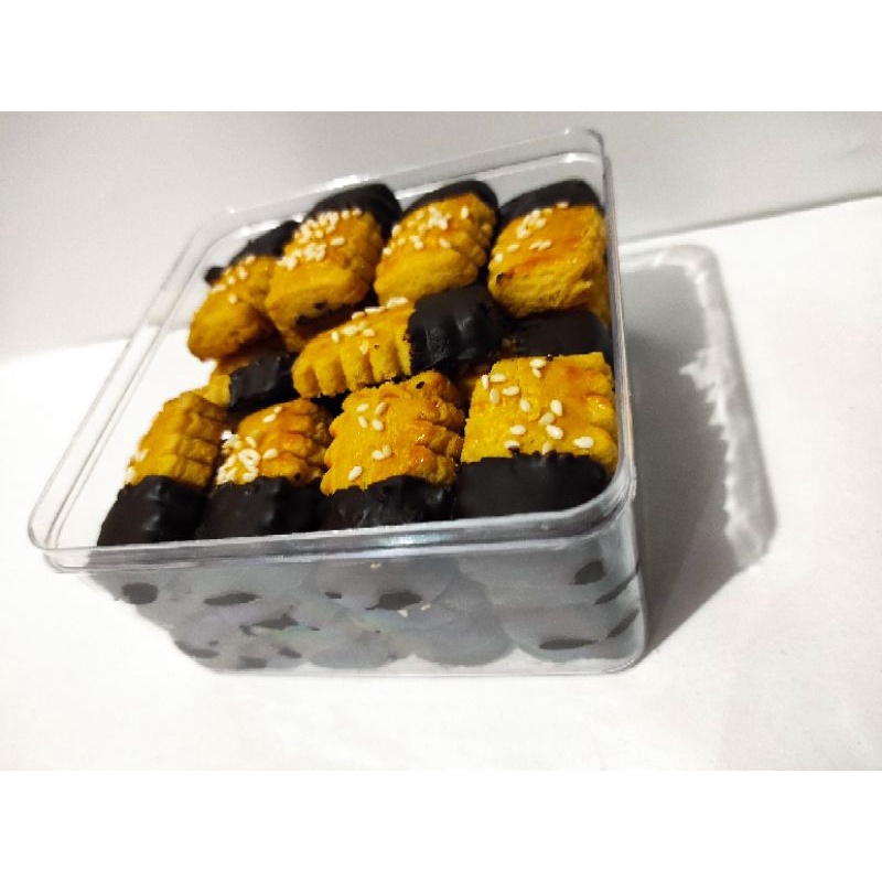 

Peanut Choco Cookies || Bolen Pisang Ravi