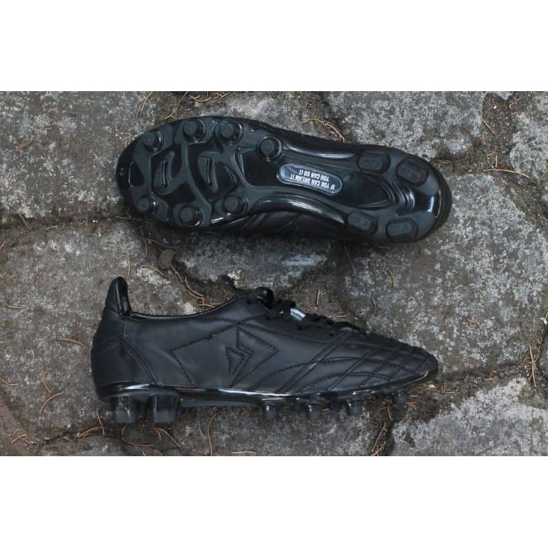 Sepatu Bola Sevspo - Black/Hitam