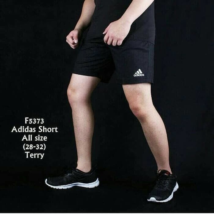 PRIA-LARI-CELANA- CELANA PENDEK PRIA GYM FITNES OLAHRAGA JOGGING HITAM ADIDAS -CELANA-LARI-PRIA.