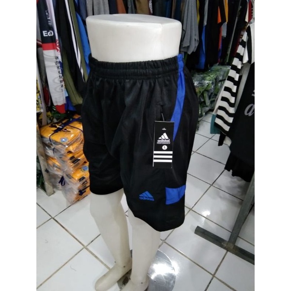CELANA PENDEK RUNNING LARI PRIA WANITA CELANA PENDEK OLAHRAGA