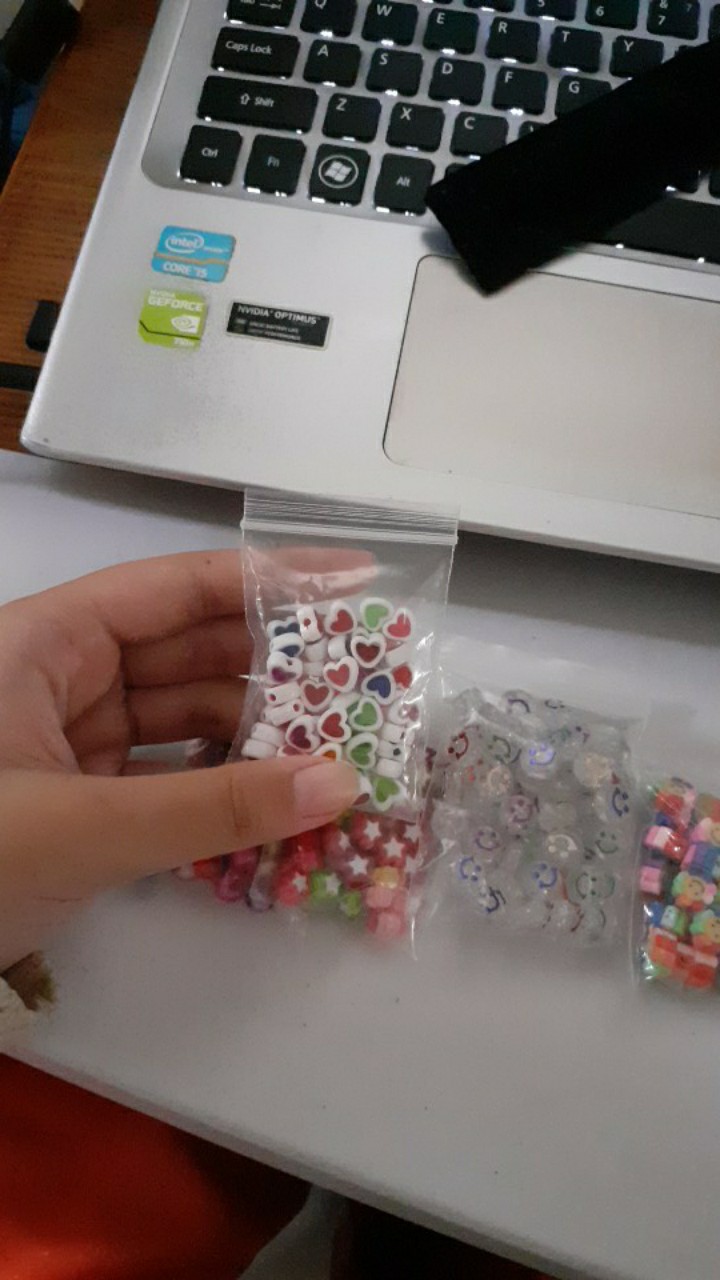 50pcs / Pak Manik-manik Spacer Bentuk Hati Bahan Akrilik Ukuran 8mm Untuk Perhiasan