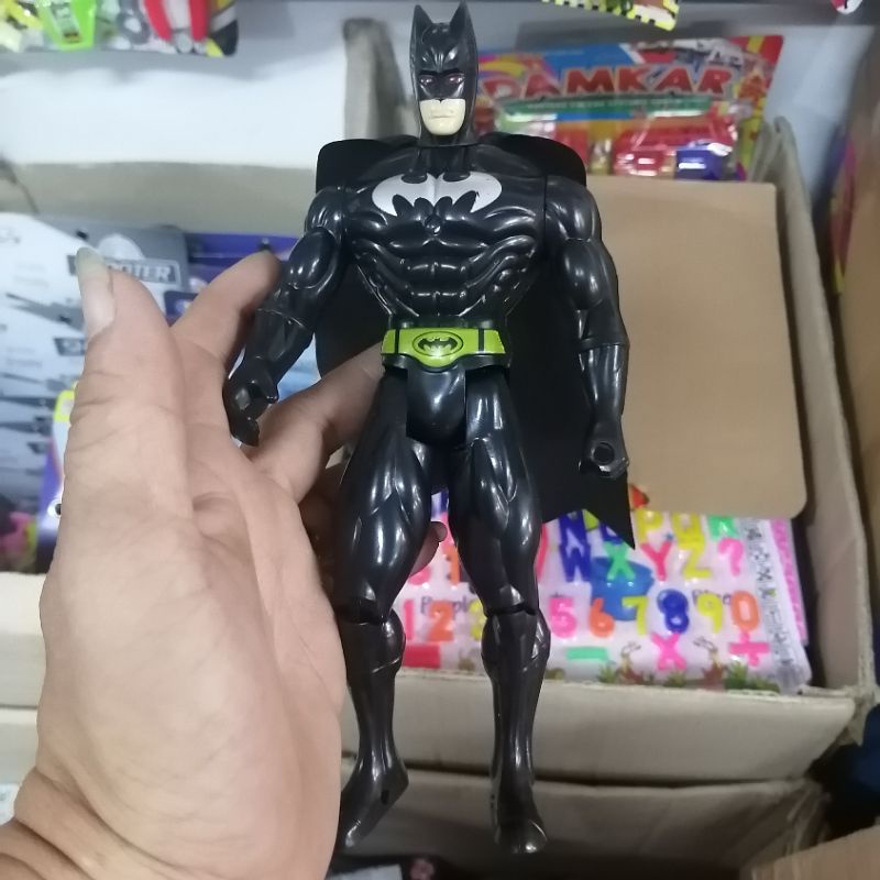 PROMO MAINAN FIGURE BATMAN LAMPU