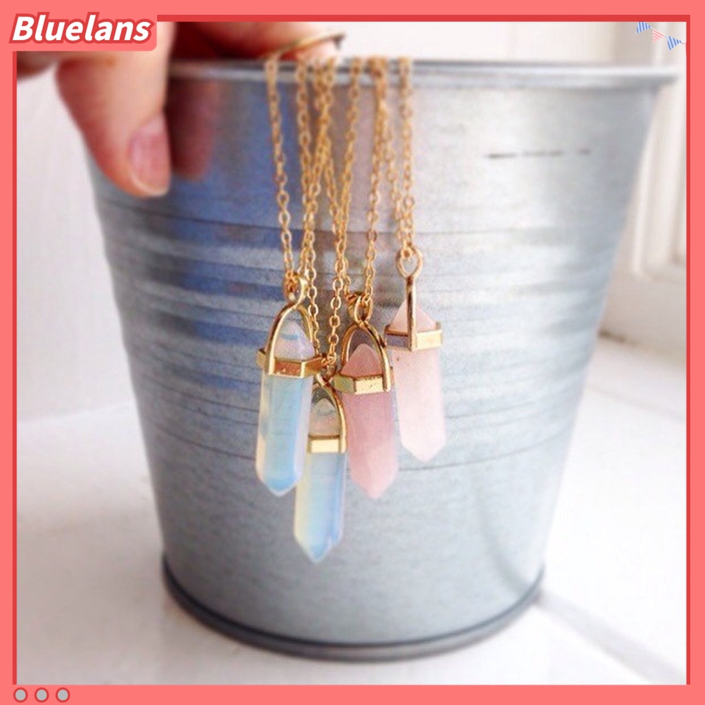 Kalung Rantai Dengan Liontin Batu Kristal Imitasi Bahan Metal Untuk Wanita