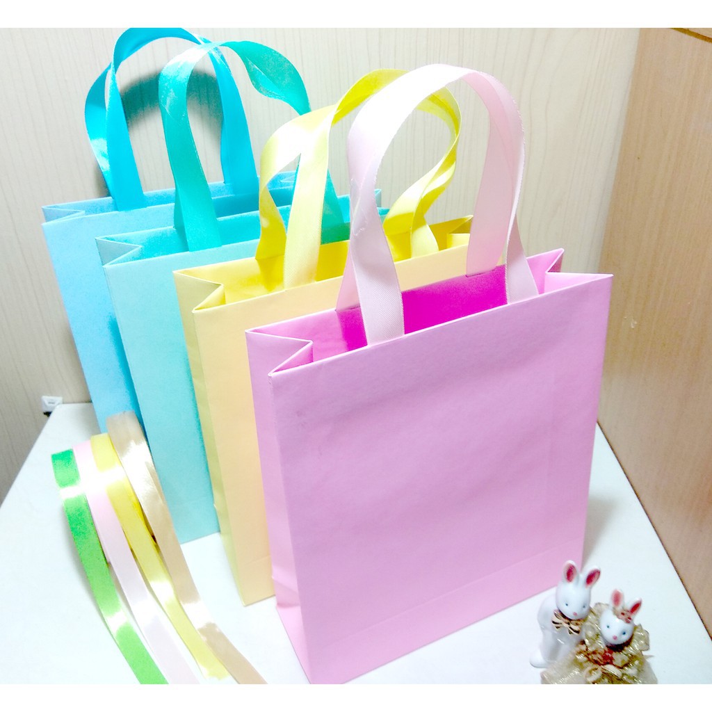 

paperbag warna tas souvenir goodiebag uk 15x22x9