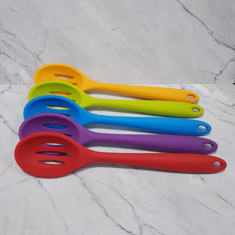 spatula masak SPOON OVAL 28 CM slotted sutil solet