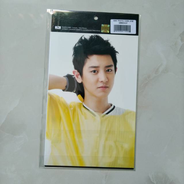 SM TOWN POP UP STORE EXO (RARE ITEMS)