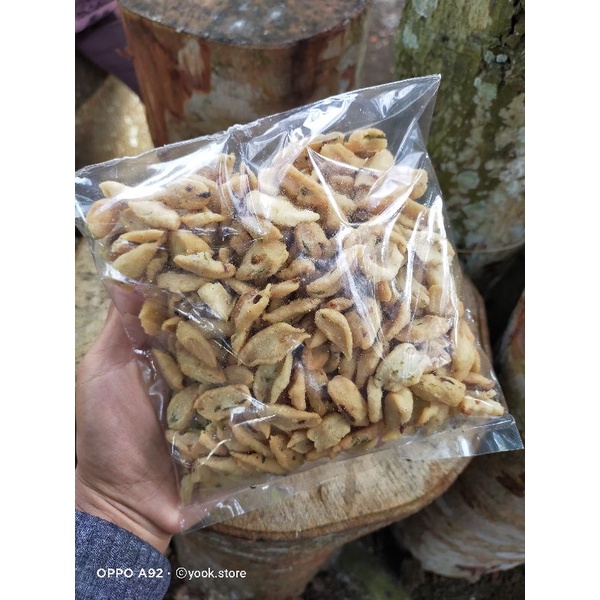 

kerupuk bawang