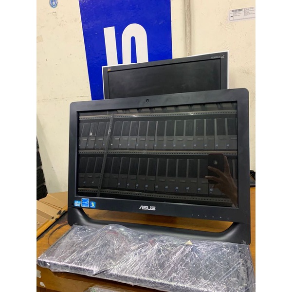PC ALL IN ONE ASUS CORE I3 3240 RAM 4GB HDD 500GB BERGARANSI BOS Q
