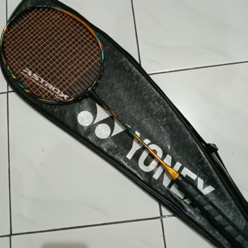 Raket Yonex Astrox 88D Pro 4U (Second)