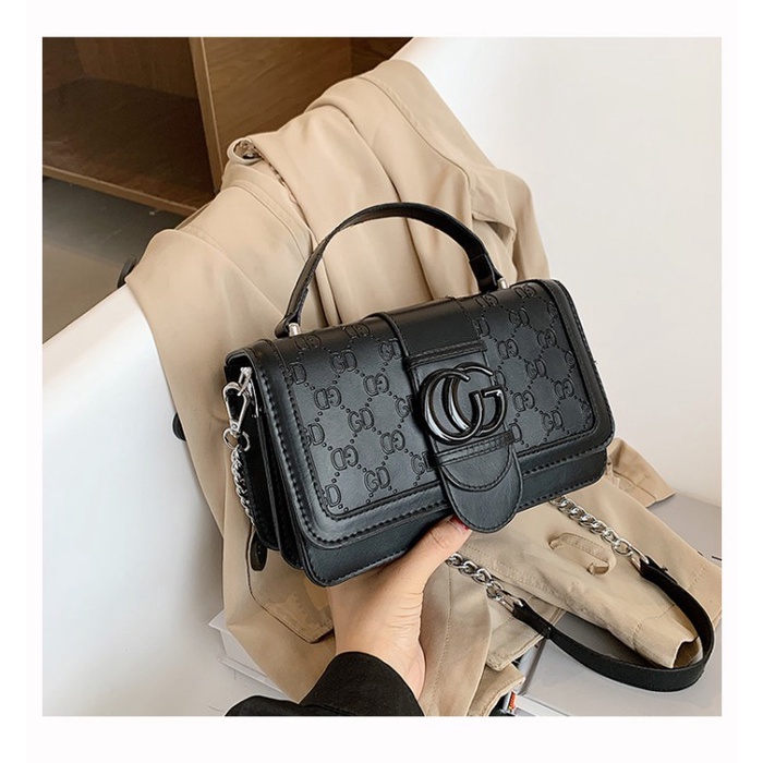 TAS SELEMPANG WANITA IMPORT BRANDED GROSIR TAS BATAM CEWEK KOREA BAGUS - Hitam