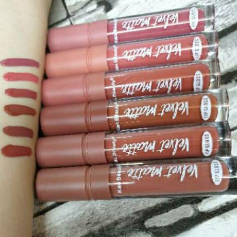 Lip Gloss KISS BEAUTY Velvet Matte