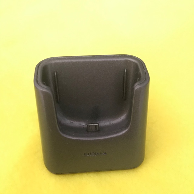 Docking nokia 8800 arte carbon & sapphire