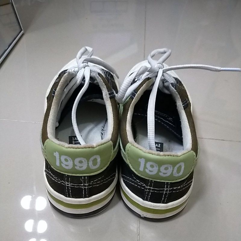 preloved sepatu sneaker qimeite