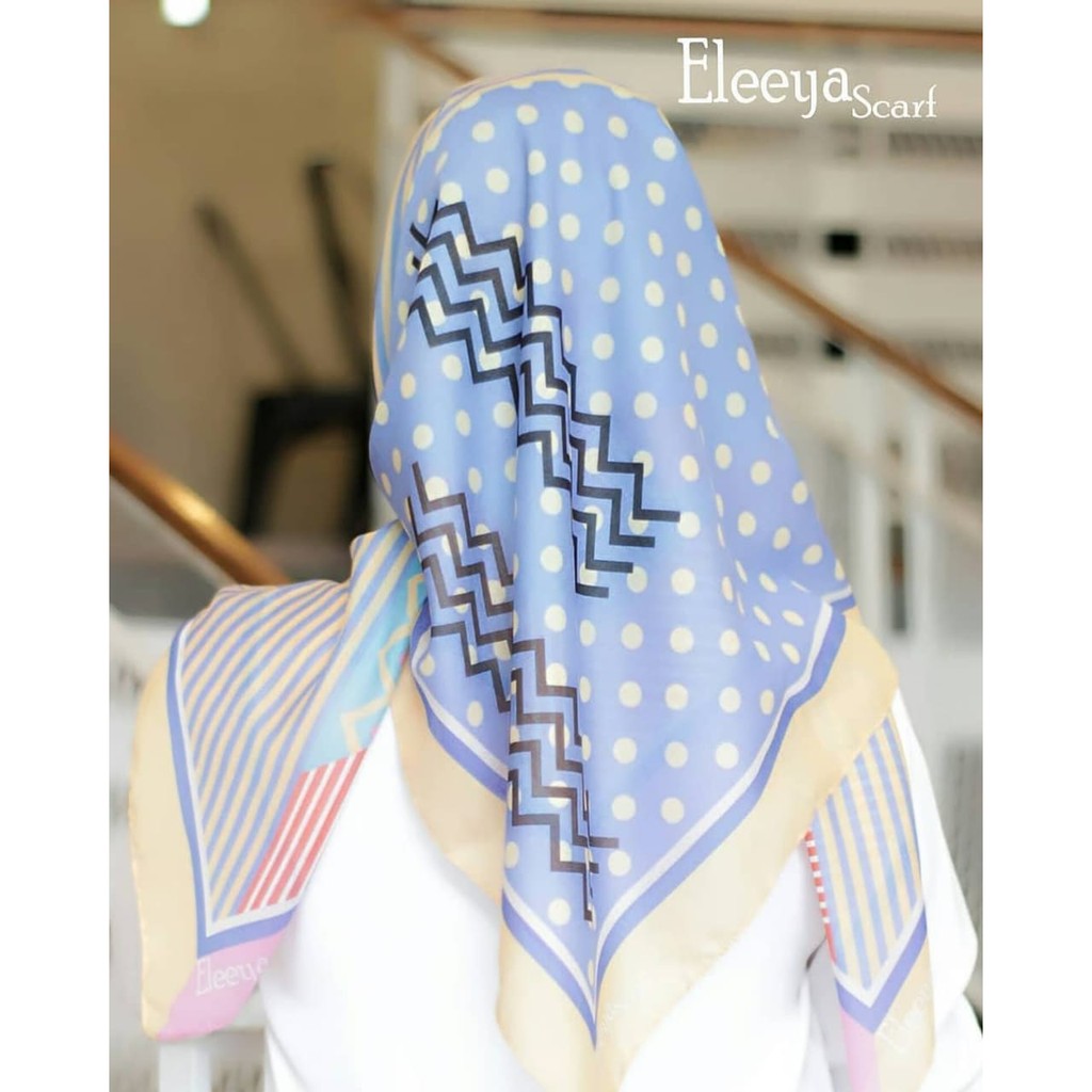 HIJAB SEGIEMPAT MOTIF ELY 19 II Eleeya Scarf