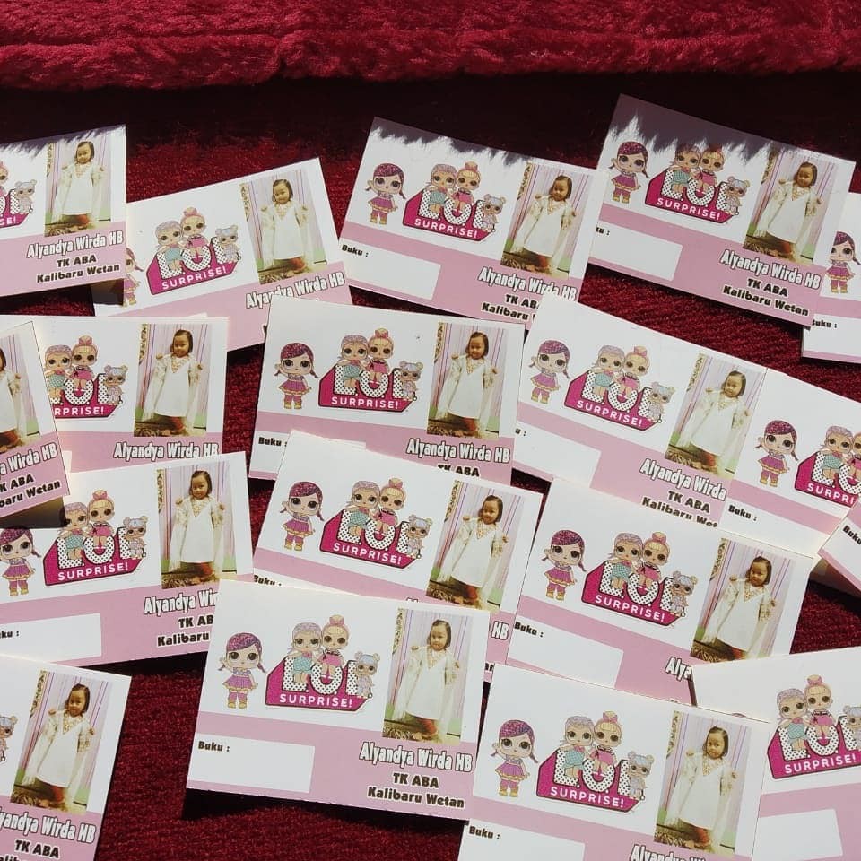 

Stiker Label Nama Anak Sekolah