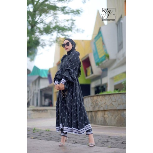 Kayla One set series