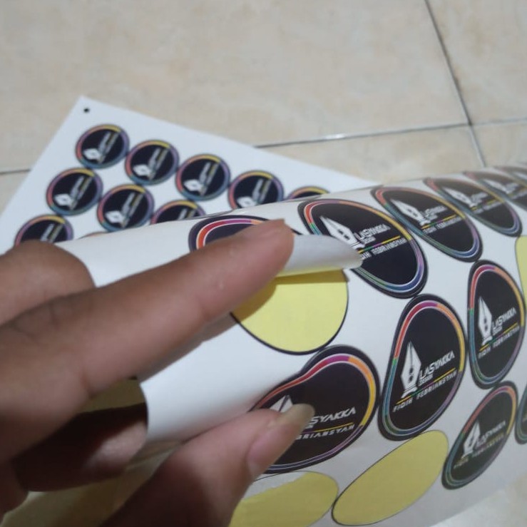 

STICKER LABEL CUTTING TERMURAH !! KUALITAS TERBAIK