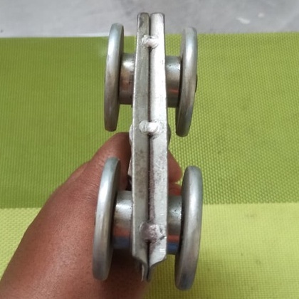 RODA HENDERSON ATAS HASKEY/ RODA HENDERSON REL ATAS GEBYOK DOBEL RODA