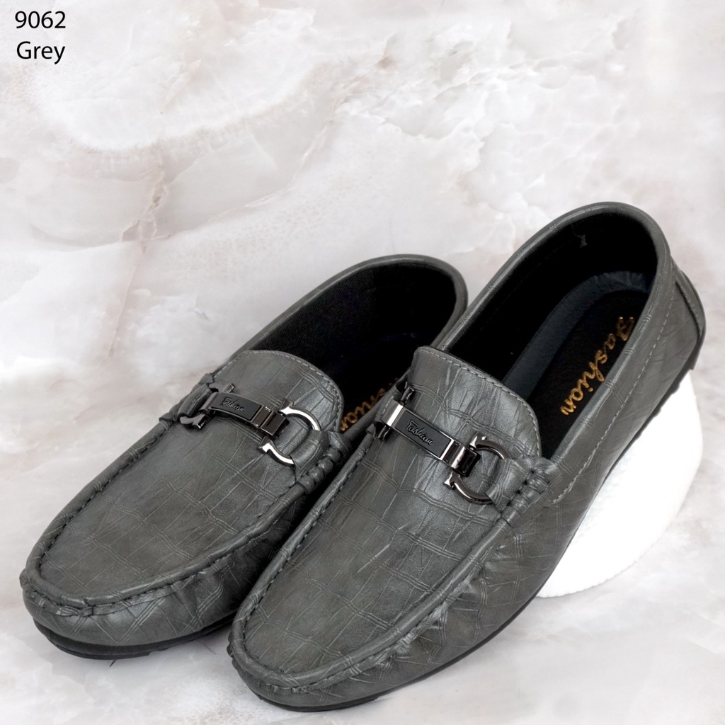 SEPATU FASHION COWOK 9062