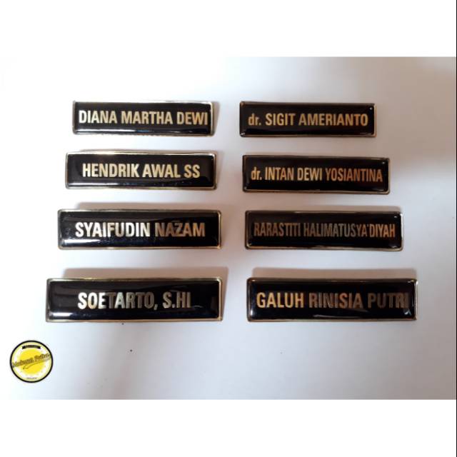 

Name Tage /Papan Nama Dada Kuningan Lapis Resin Fiber Magnet
