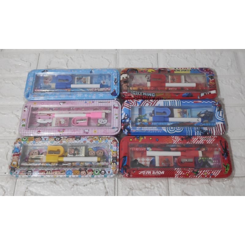 

Tempat pensil kaleng karakter / stationery kotak pensil