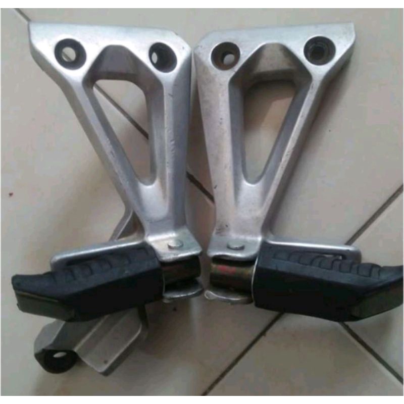 Postep Footstep Bostep Pijakan kaki Revo Absolute Ori