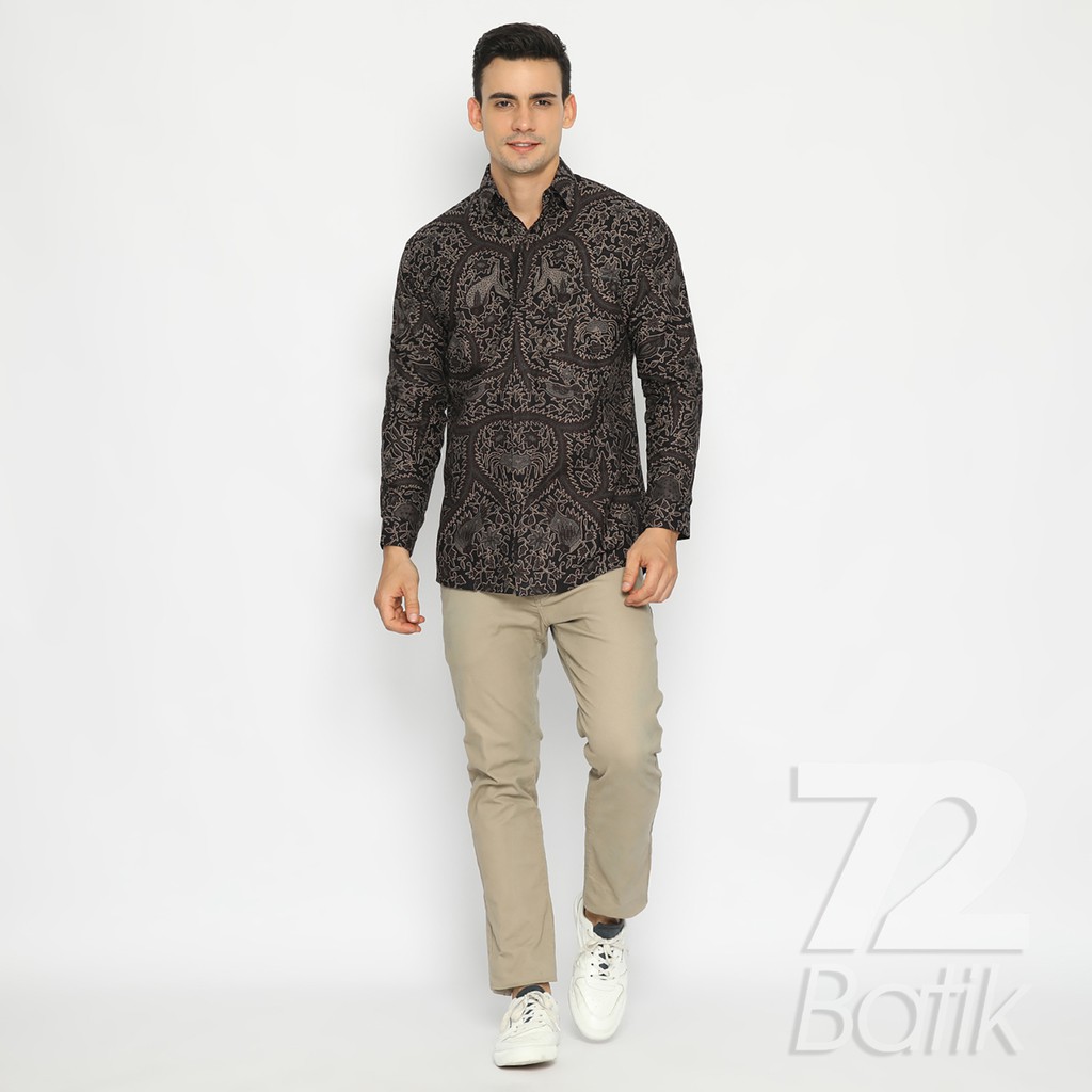 BATIK PRIA LENGAN PANJANG Kemeja Hem Slimfit Premium Motf Elegant Warna Hitam 729794 Cap 72 - Baju Kemeja Atasan Pakaian Setelan Batik Pria Cowok Laki Laki Remaja Keluarga Kantor Lengan Panjang Modern Slimfit Slim Fit Premium Kekinian