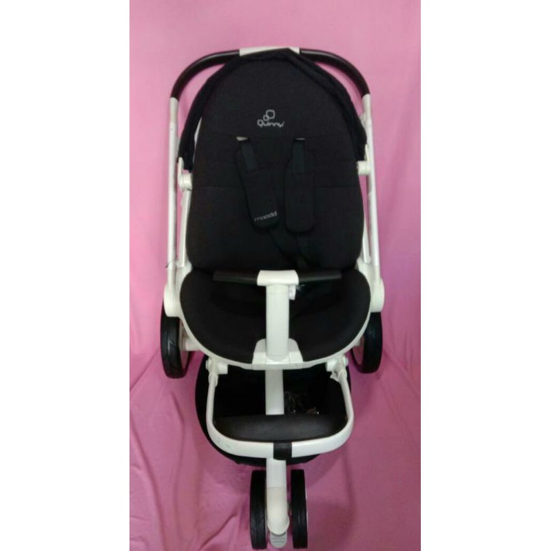 QUINNY MOODD BLACK IRONY / STROLLER