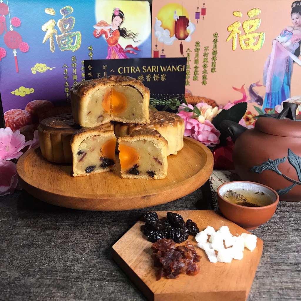 

Mooncake Citra Sari Wangi - Kacang Hijau/kacang merah Telur 1 - 1BOX 4pcs