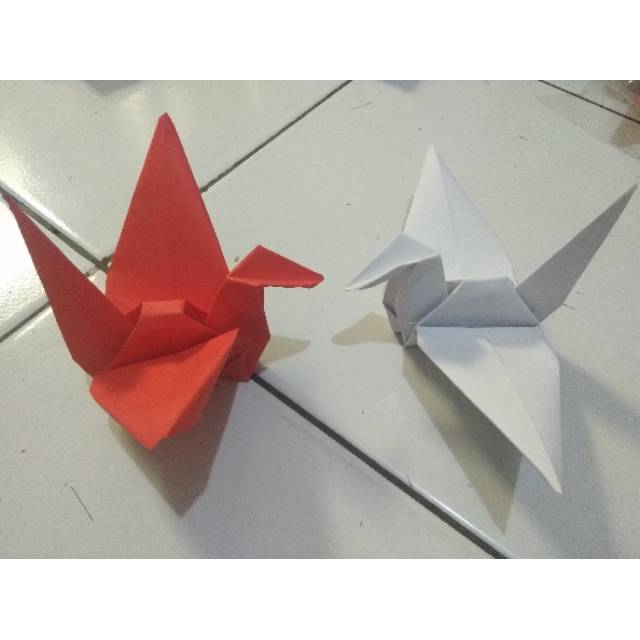 

Origami Bangau/Bintang Handmade - Jasa pembuatan uk. 16-20cm