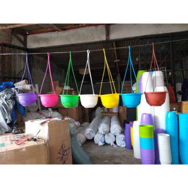 Pot bunga gantung warna warni 21cm-tatakan bawah (fullcolour)