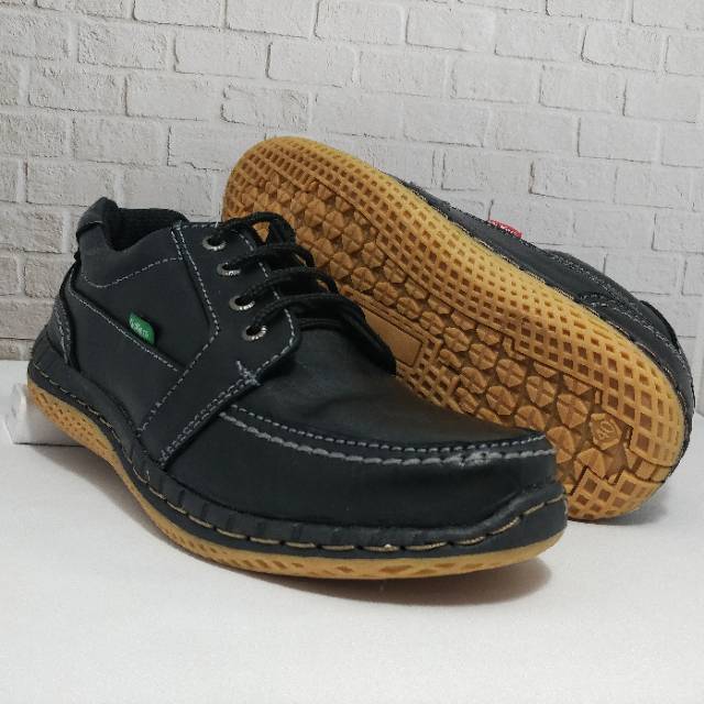 Kickers Sepatu Sneakers Pria Bahan Kulit Asli Keren KC16