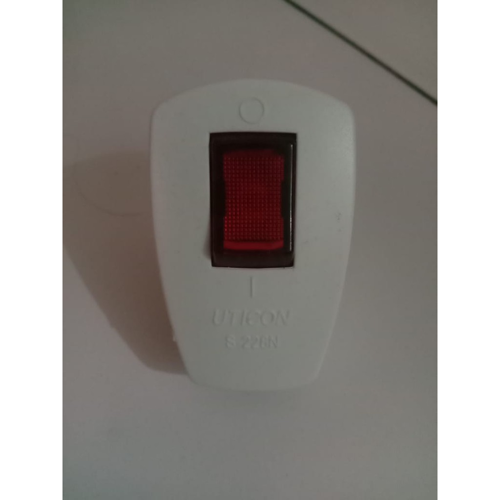 Steker + Saklar Uticon / Steker Lampu Uticon S-228N