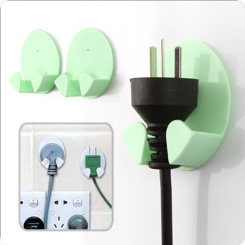 2 Pcs Rak Gantungan Dinding Penyimpanan Kabel Power Bahan Plastik Warna Acak Untuk Dapur / Kamar Mandi