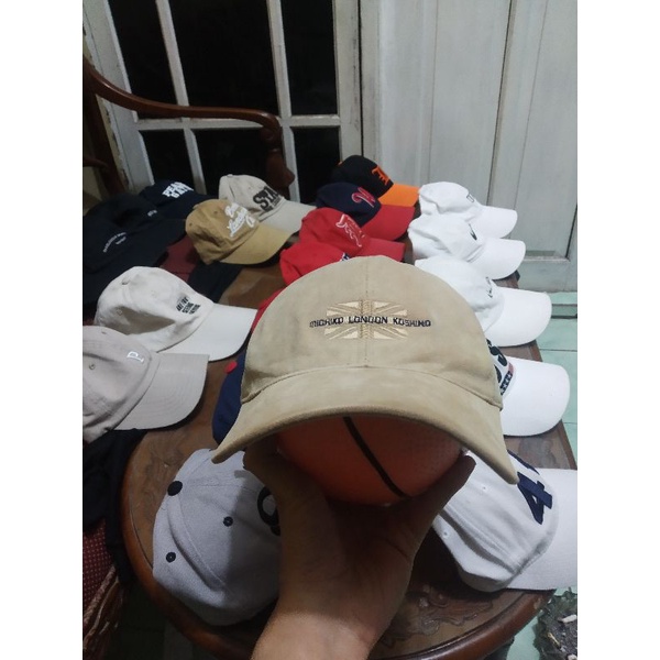 Topi caps Michiko London