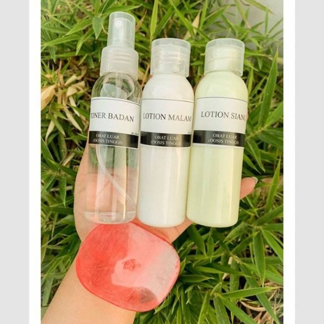 PRODUK 4 IN 1 (PEMUTIH BADAN) AMAN DAN AMPUH MEMUTIHKAN