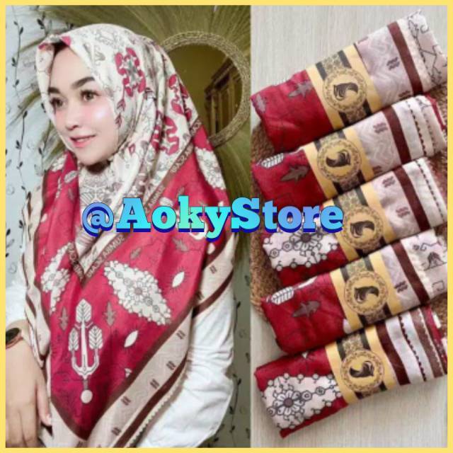 Hijab Segiempat Motif Sumba Maroon