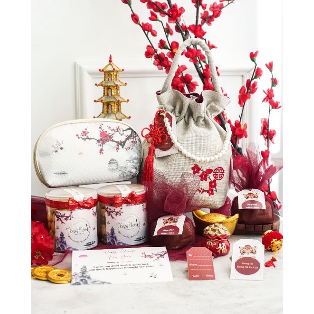 CNY hampers prosperity two hampers imlek kue keranjang bingkisan sincia imlek 2022