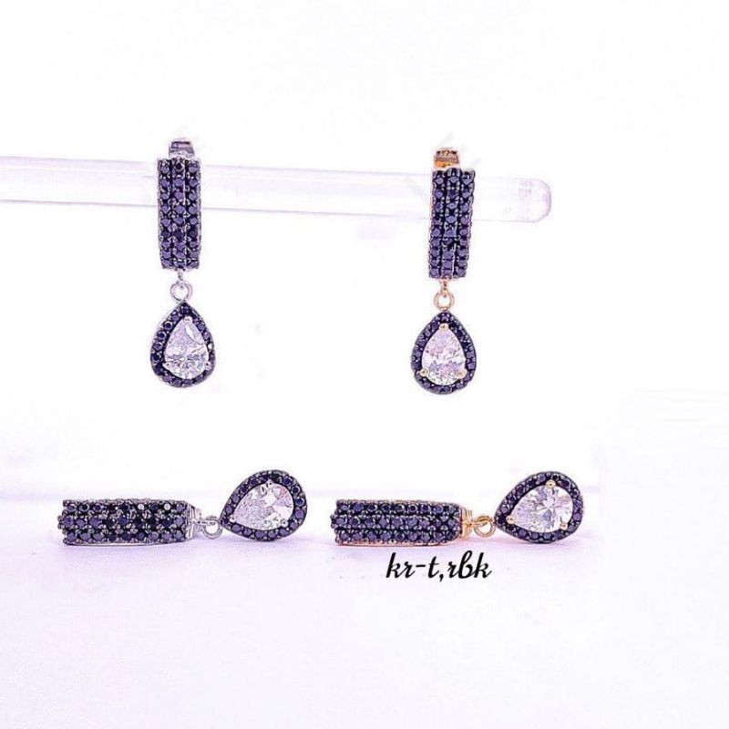 Anting vier asli(ada kode vier),mata micro diamond,mewah,than lama,anti karat,bisa sehari,pesta,kado