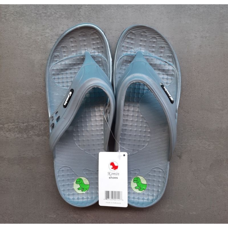 Sandal jepit laki-laki komin