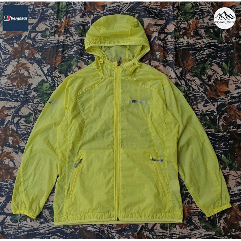 Jaket berghaus windbreaker original