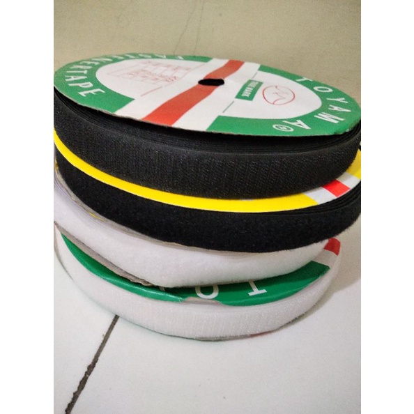 (meteran) Velcro / perekat kain / nylon perekat hitam putih 2,5 cm