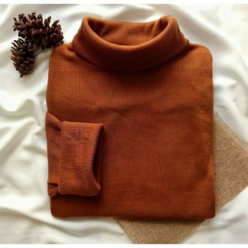 TURTLENECK KAOS RIB WANITA KERAH TINGGI