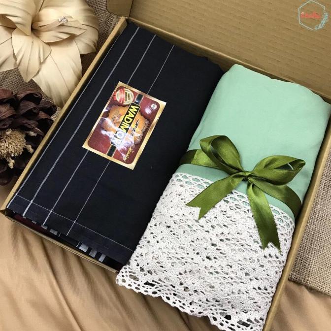 

[COD] Hampers Gift Box Wedding Kado Cewek Cowok Kado Ulang Tahun Wisuda [COD]