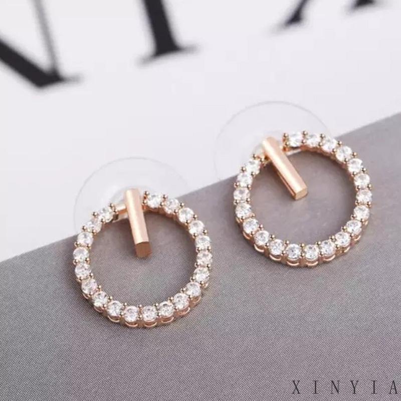 【Bayar di tempat】Anting Bentuk Lingkaran Geometris Aksen Berlian Gaya Korea