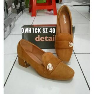  Sepatu  wedges kotak  Shopee Indonesia