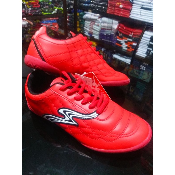sepatu futsal junior/sepatu futsal speed