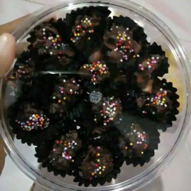 

Kurma coklat