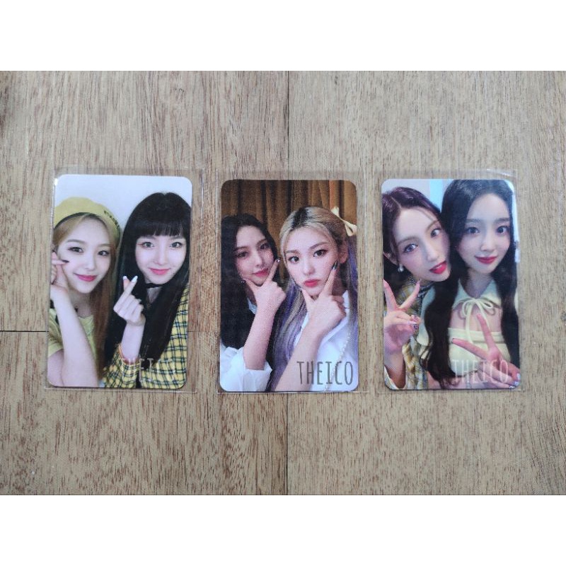 [ READY STOCK ] LIGHTSUM Into The Light Badge Set Unit Hina Chowon Sangah Jian Yujeong Juhyeon Photo