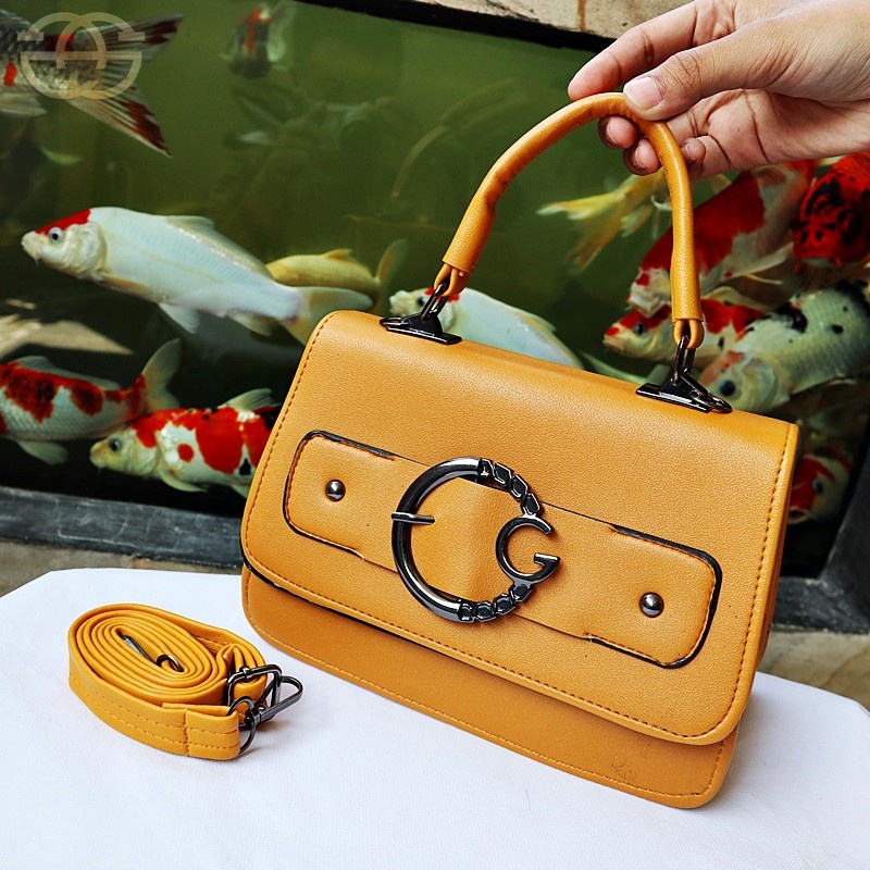 Tas Selempang Wanita Gesper G Terbaru 2 ruang 6767 THR